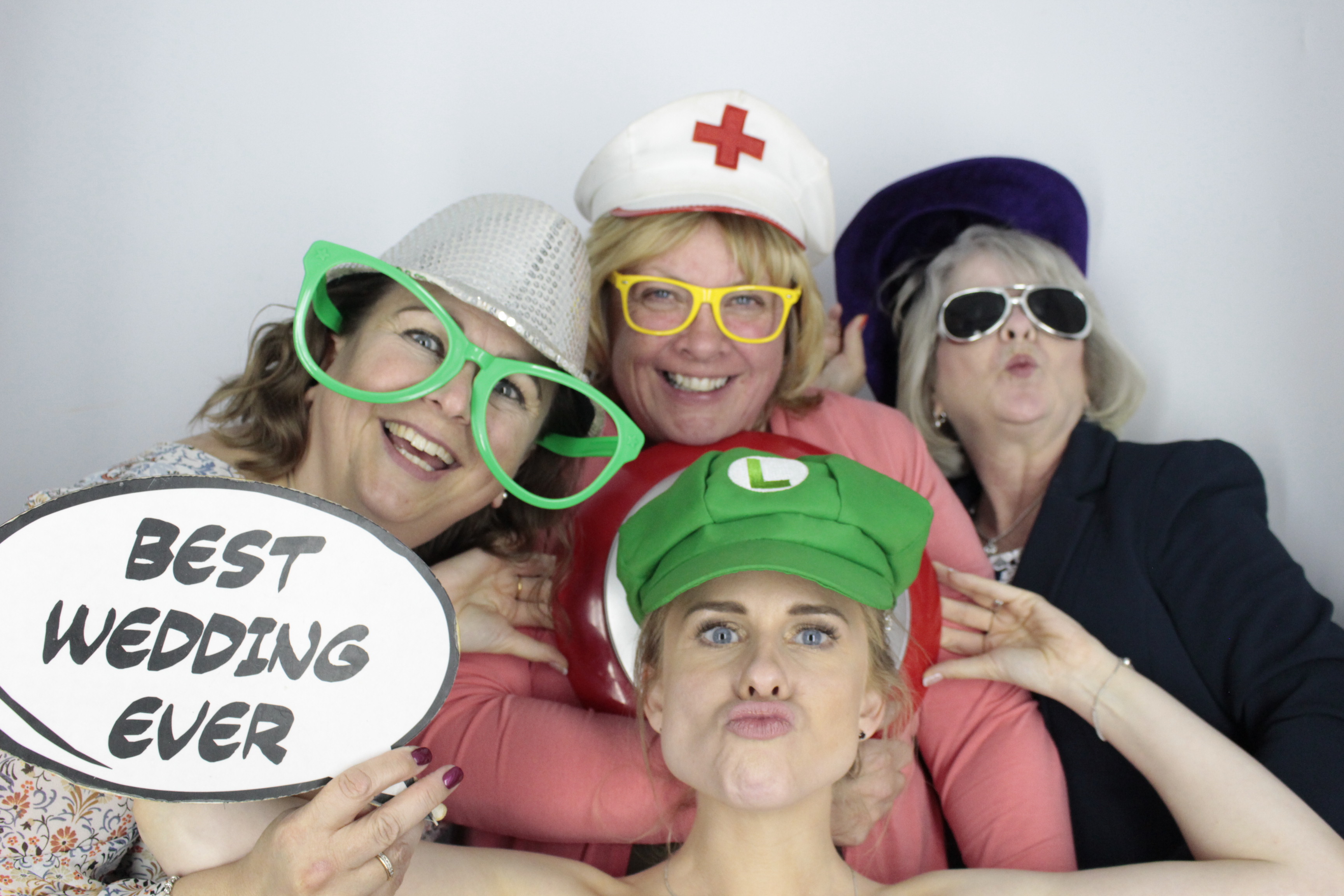 Andy & Leah's Wedding | View more photos from the event at gallery.myphotoboothexperience.co.uk/u/MyPhotoBoothExperienceLtd/Andy-Leahs-Wedding
